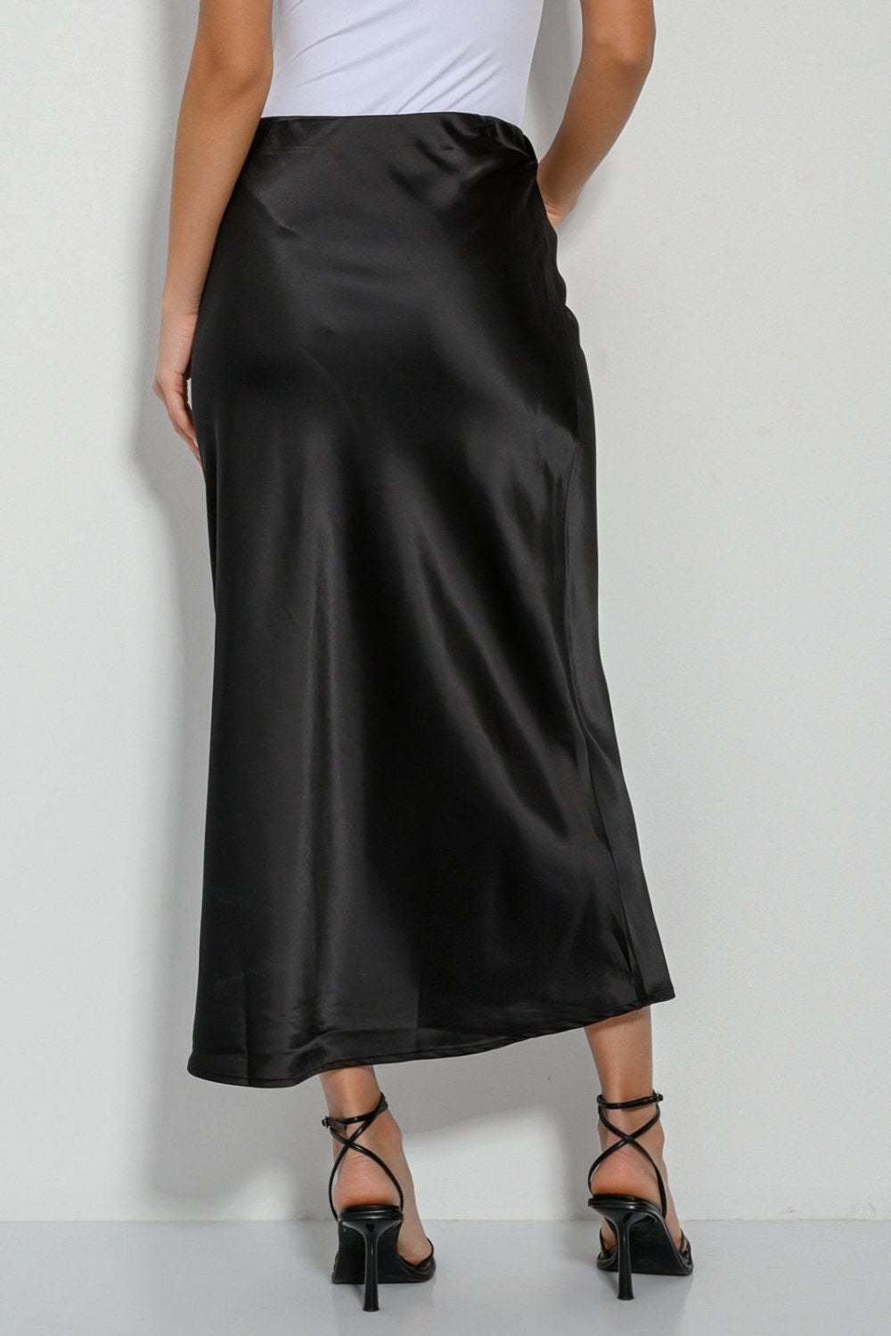 Flare satin skirt with elastic waist