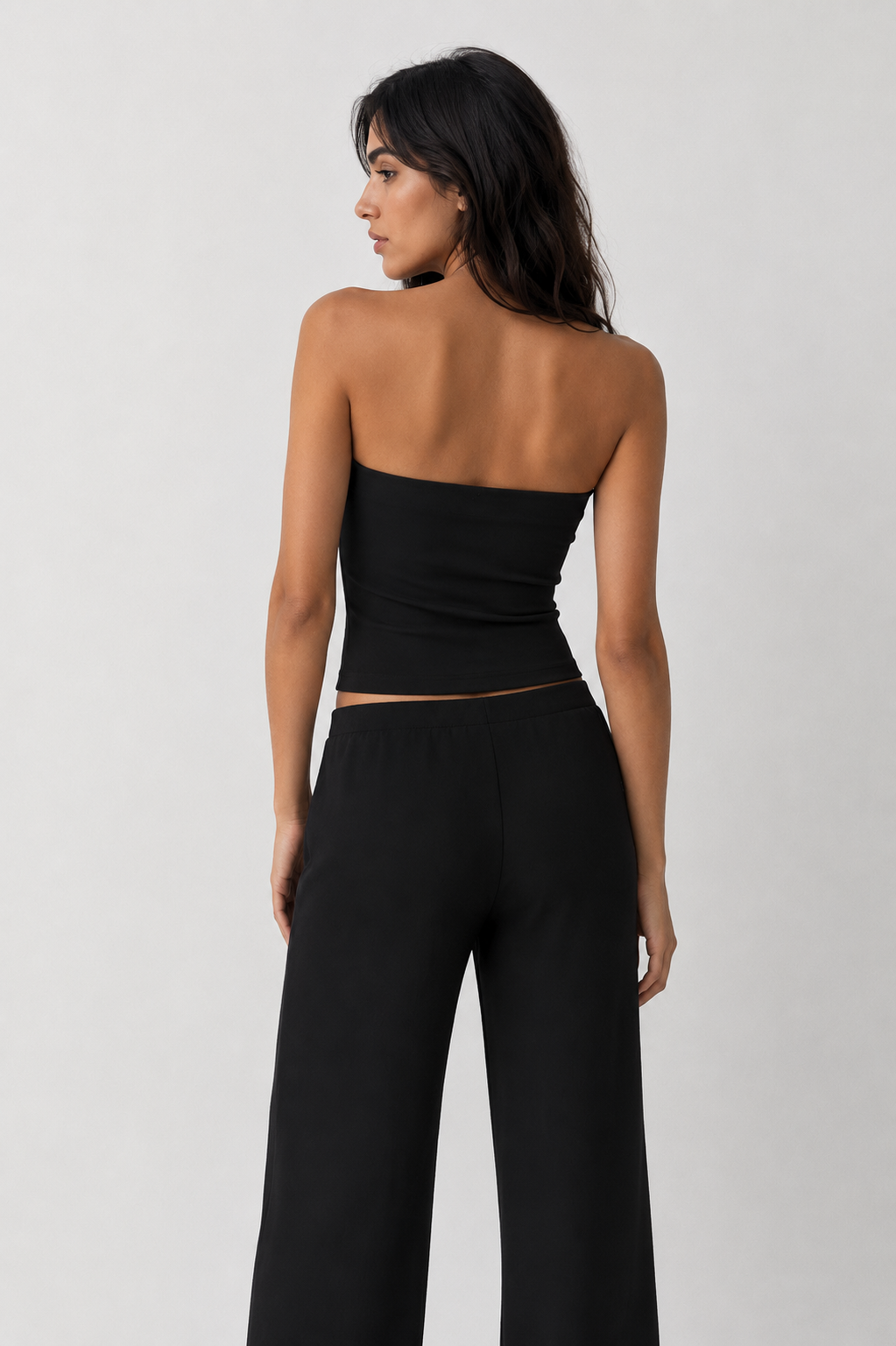 Halter top with thin waist