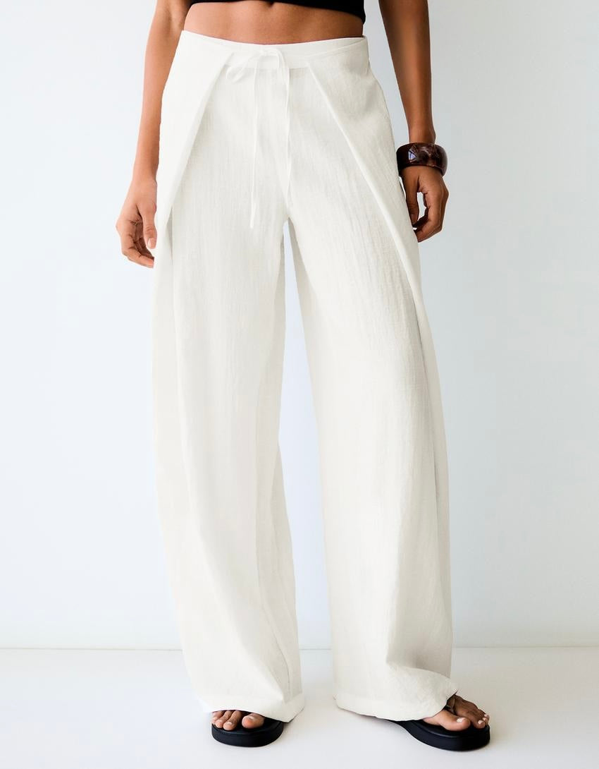 Pant with tied pleat