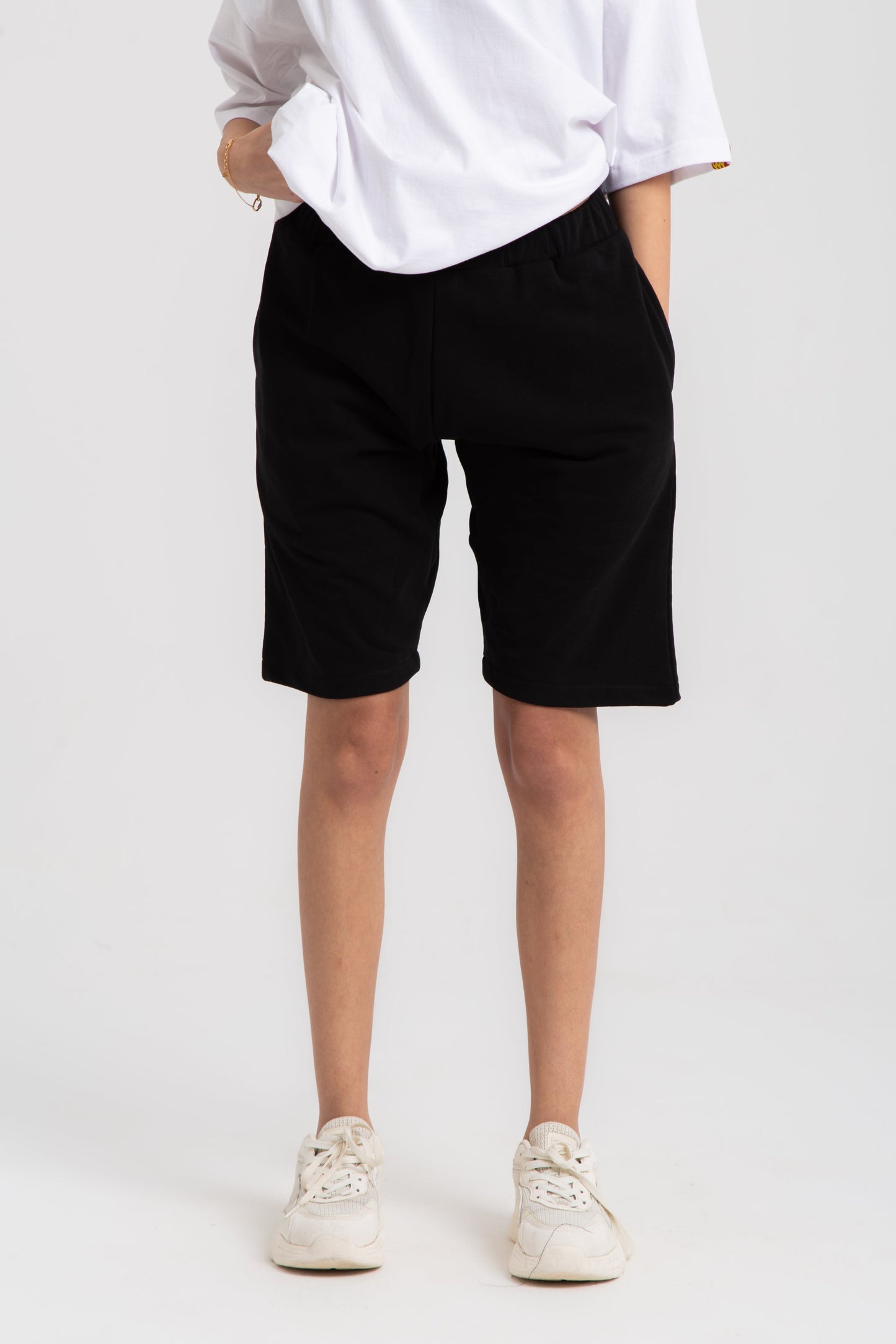 Unisex oversized cotton shorts