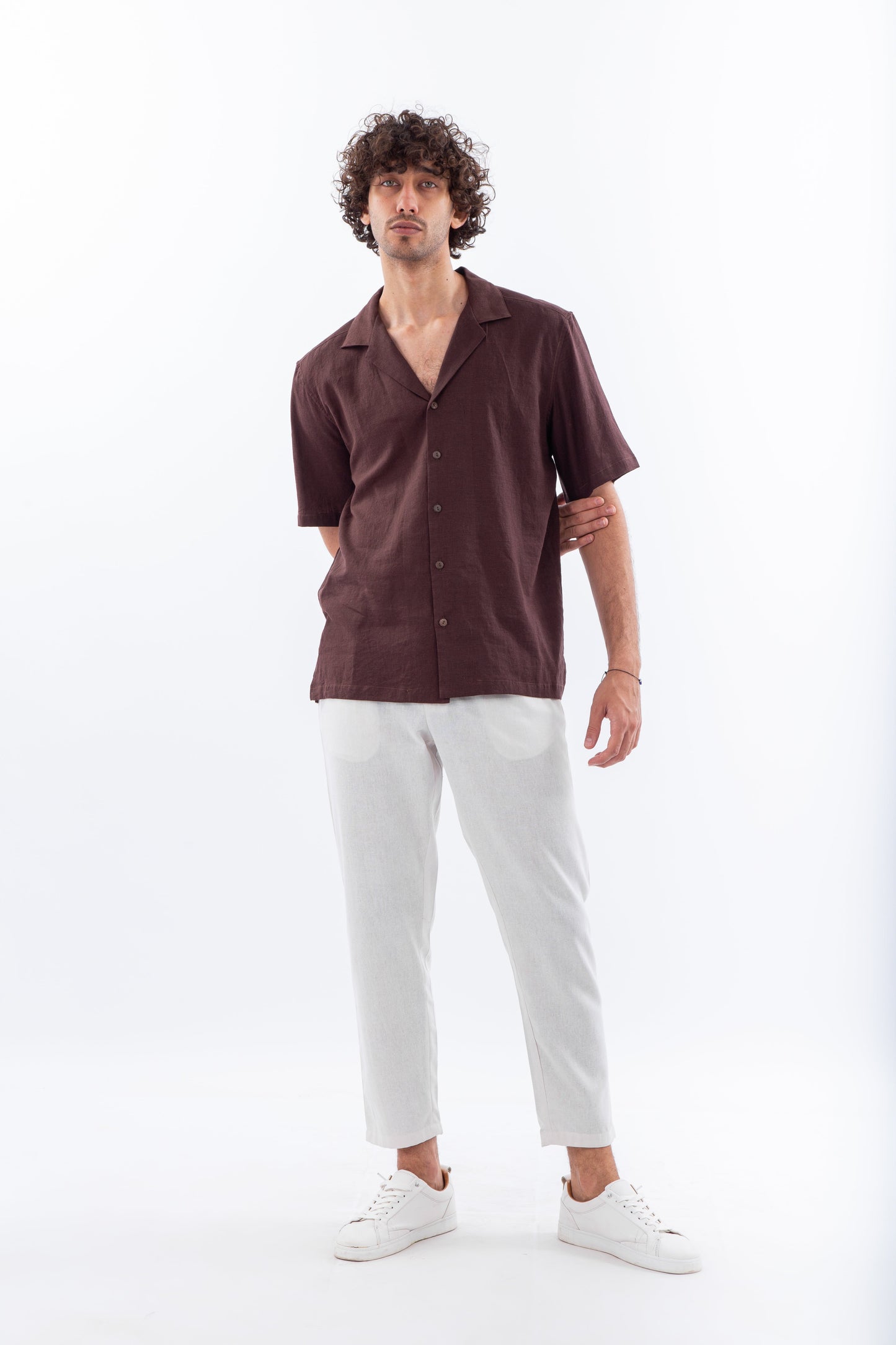 Short sleeves linen shirt with safari collar